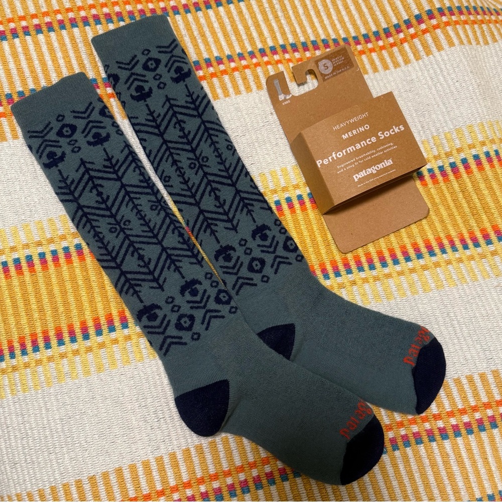 Patagonia Heavyweight Merino Performance Socks - Women’s Small